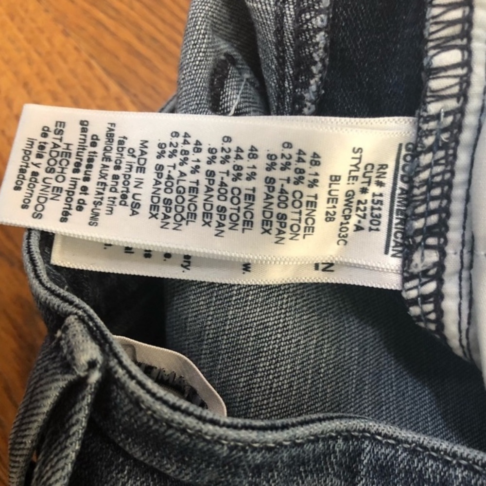 Good American | Good Waist Contrast Skinny Jeans - Picture 7 of 8